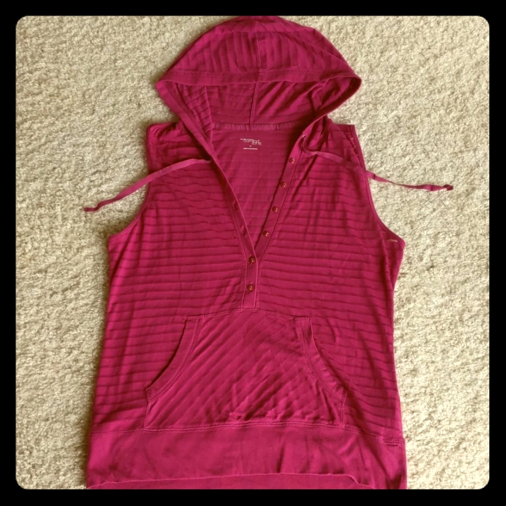 Darling tee/blouse top